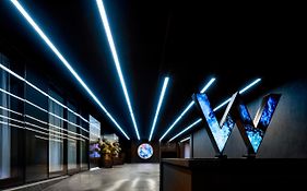 W Toronto