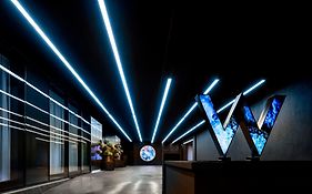 W Toronto